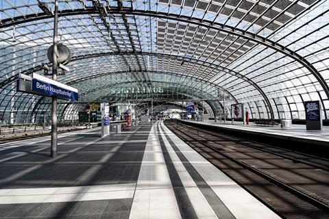 de Berlin Hbf empty (Pixabay)