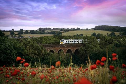 GTR TSGN Thameslink Class 800 EMU