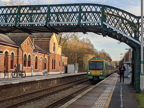 GTR TSGN Southern Class 171 DMU at Hever