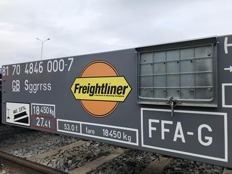 Freightliner FFA- G wagon logo 