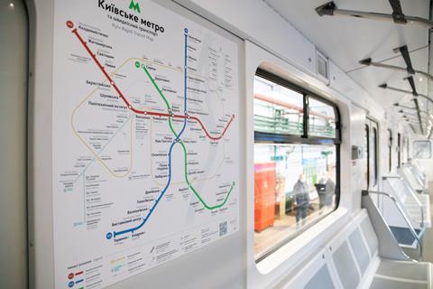 ua Kyiv metro train refurbished (7)