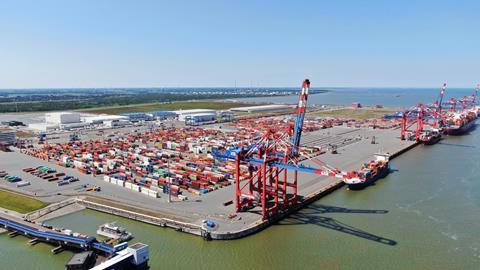 Aerial view of JadeWeserPort_©JadeWeserPort Wilhelmshaven