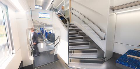 de LNVG Alstom EMU seating area with straircase
