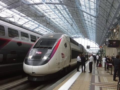 SNCF Réseau has estimated that TGVs could link Toulouse with Paris in just over 3 h using the Tours - Bordeaux high speed line which opened in July 2017.