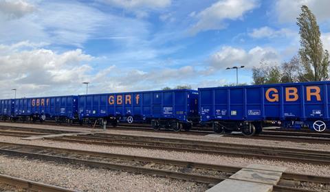 gb-GBRf-JNA X Box Wagon 2