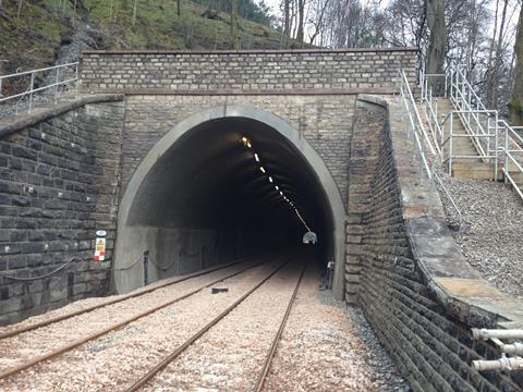 holme tunnel-3