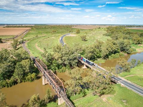 au-artc-inland-rail-Gwydir-River-bridge-Moree-210318