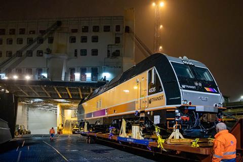 Universal Transport Group delivers NJ Transit locomotive (3) 
