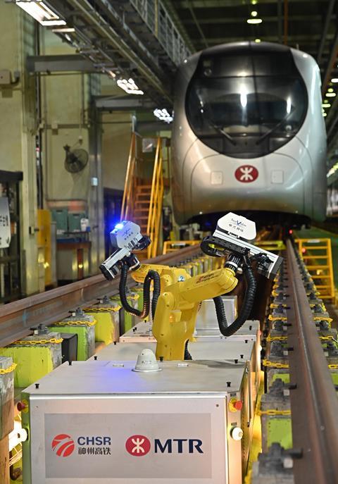 Hong Kong MTR Corp robots (5)