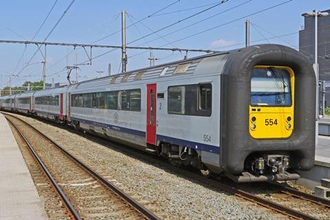 SNCB EMU in Brugge (Photo: Erich Westendarp/Pixabay)