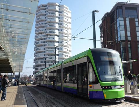 tn_gb-croydon-tramlink-variobahn-eastcroydon-stadler_01.jpg