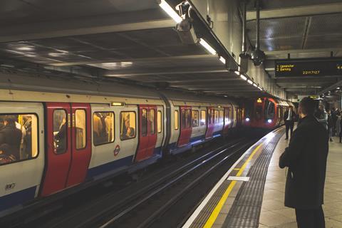 London Underground Tower Hill (Photo: Kev/Pixabay)