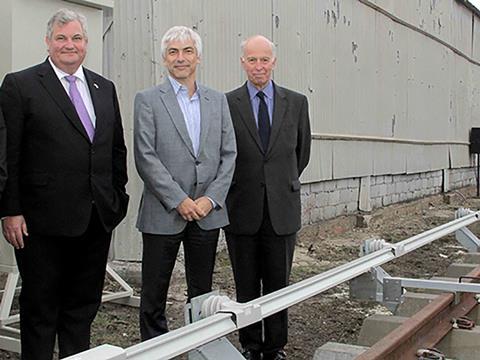 ADIF is install composite aluminium/stainless steel conductor rail supplied by Brecknell Willis.