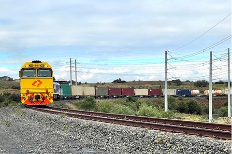 Aurizon container train at Glenlee, Sydney (Photo Aurizon)