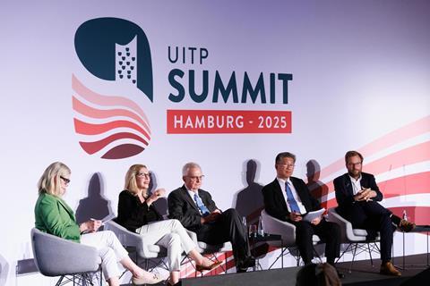 Picture-Congress---UITP-Summit