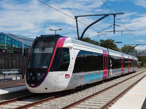 tn_fr-Paris_T11_tram-train.png