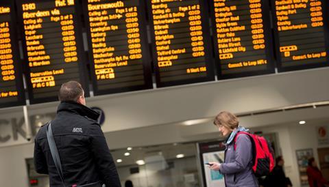 Station concourse and departure board (Photo ORR)