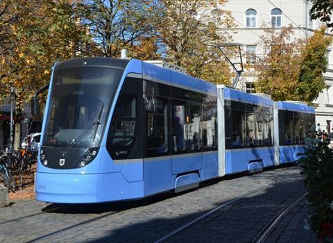 Siemens Mobility Avenio tram in München.