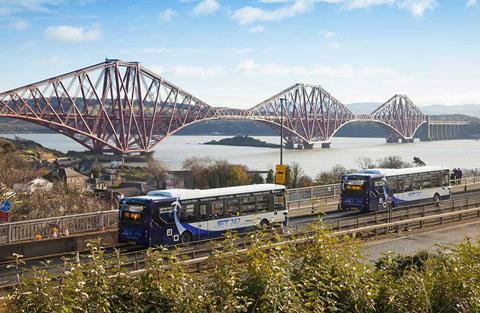 tn_gb-buses_forth_bridge.jpg