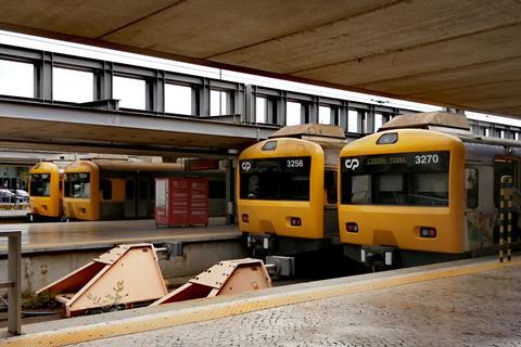 Lisboa Cascais suburban line EMUs (Photo: André Pires)