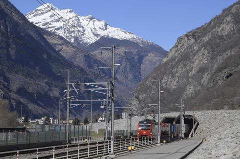 ch-sbb-GBT-100000-train-NIK7788