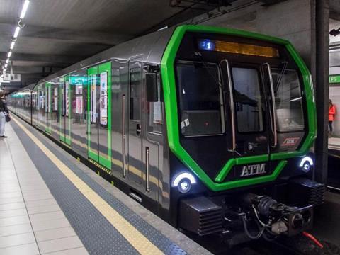 tn_it-milano_line_m2_leonardo_train_in_station_03.jpg