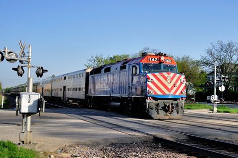 Metra train at Norwood Park on the UP Harvard Subdivision