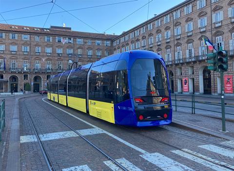 Torino Hitachi Rail tram (3)