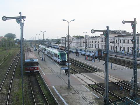 tn_pl-bialystok-station-trains.jpg