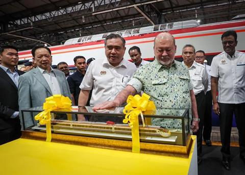 King of Malaysia and trainset (Photo CRRC)