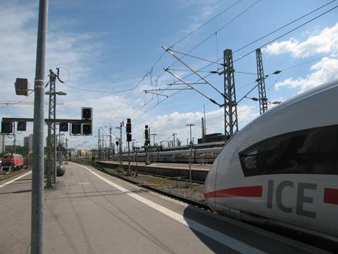 tn_de-ice-signals-stuttgart-hbf-MPH.jpg