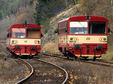 tn_cz-810railbuses_01.jpg