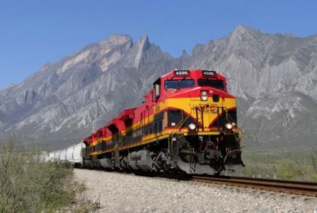 The Secretariat of Infrastructure, Communications & Transport has extended Kansas City Southern de México’s operating concession (Photo: JM Calderon)