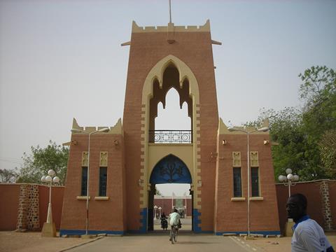 Kano state’s Ministry of Works, Housing & Transport has signed the commercial contract for the construction of a four-line light rail system in the city of Kano (photo: Jonathan Riddell/CC BY-SA 2.0).