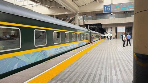 Xi'an Almaty tourist train (Photo KTZ) (6)