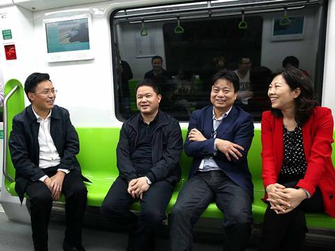 tn_cn-Guiyang_metro_extension_opening.jpg