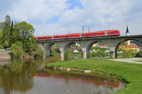 Donau Isar Express Deutsche Bahn (Photo: DB/Uwe Miethe).