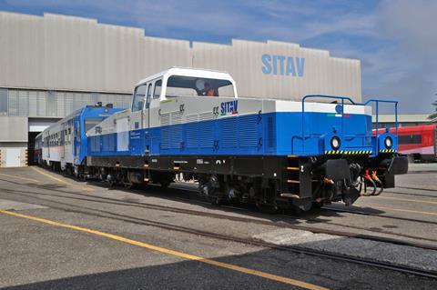 Prototype hydrogen shunting locomotive (Photo SITAV) (2)