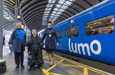 Lumo passenger using a wheelchair (Photo Lumo)
