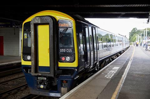 gb SWR train to Fawley