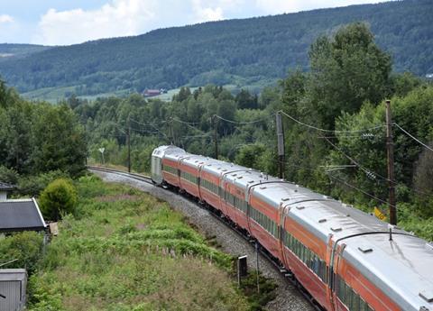 no-jbd-long-distance-train