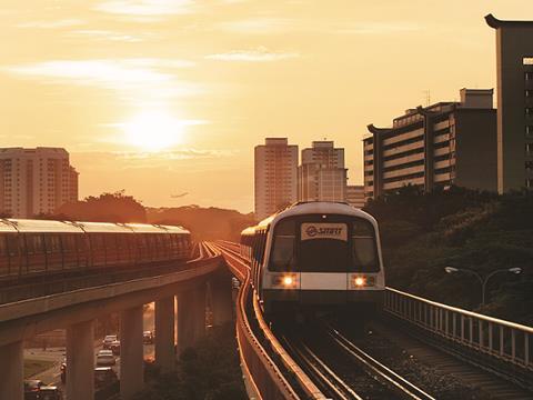 tn_sg-smrt-trains-sunset_05.jpg