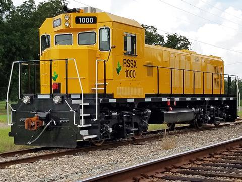 Railserve’s first Tier 4 compliant Dual Leaf Gen-Set Locomotive has entered service.