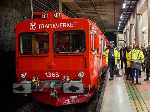 Citybanan testing is being undertaken using a Trafikverket Y1S diesel railcar.