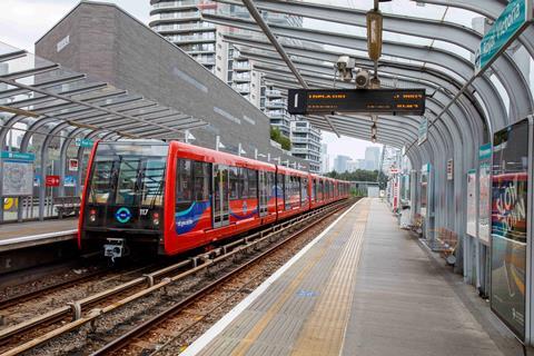 Docklands Light Railway (Photo KeolisAmey Docklands) (2)