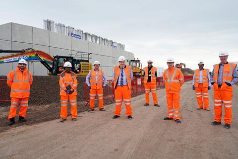 The Prime Minister and High Speed 2 project promoter HS2 Ltd marked the symbolic start of the main works for the 225 km Phase 1 of the project.