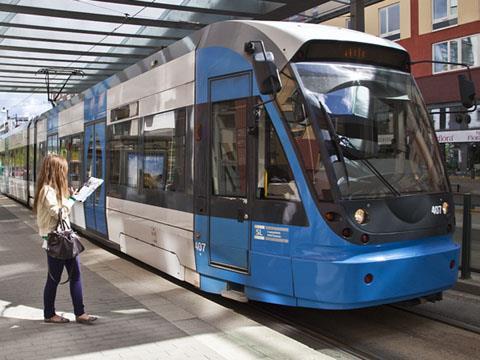 tn_se-stockholm-tvarbanan-tram_02.jpg