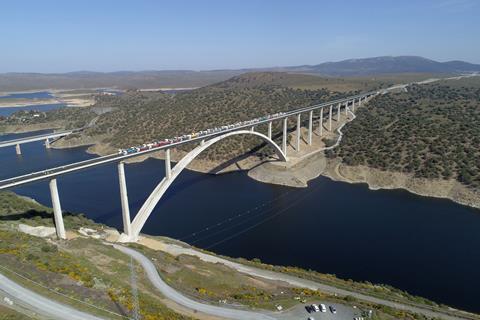 es-viaduct on Extremadura high speed line-ADIF