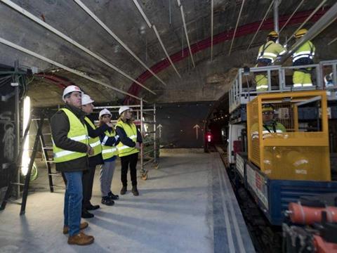 es- Ángel Garrido visits Esperanza station of Metro de Madrid