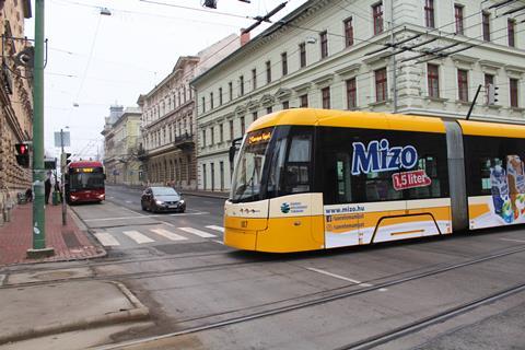 Szeged PESA tram at Széchenyi tér